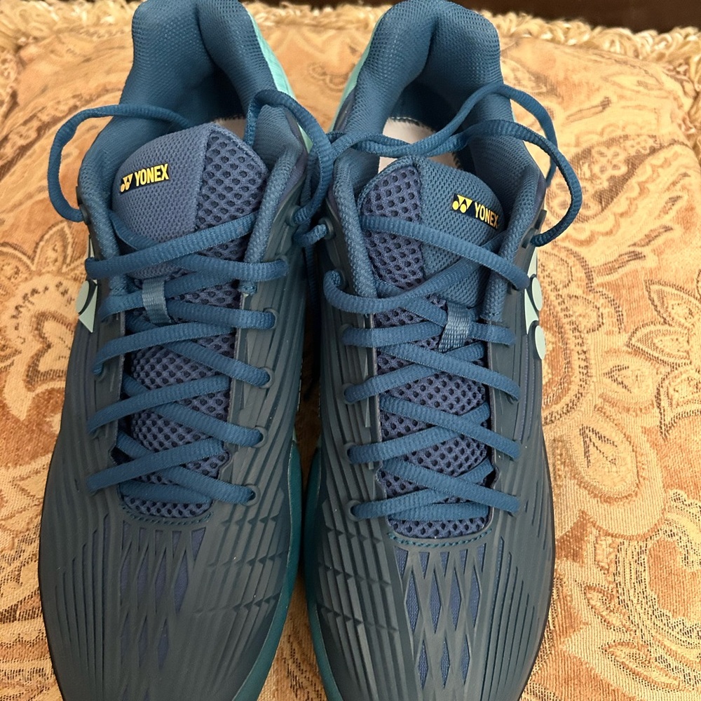 Tennis sneakers brand new